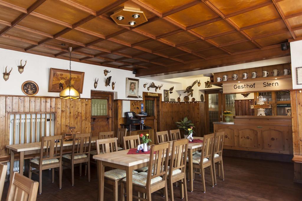 Hotel Gasthof Stern à Greding Extérieur photo