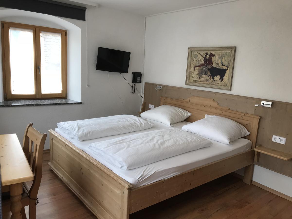 Hotel Gasthof Stern à Greding Extérieur photo